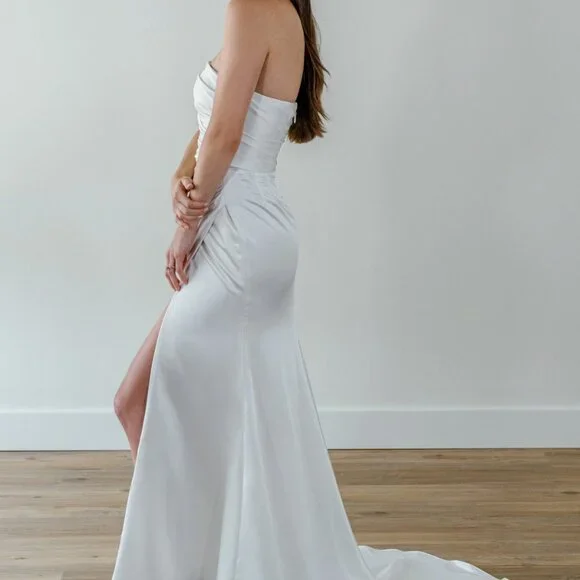 ELIN/ WATTERS, SIZE 12 - www.disolcolor.com ELIN/ WATTERS, SIZE 12 - www.disolcolor.com